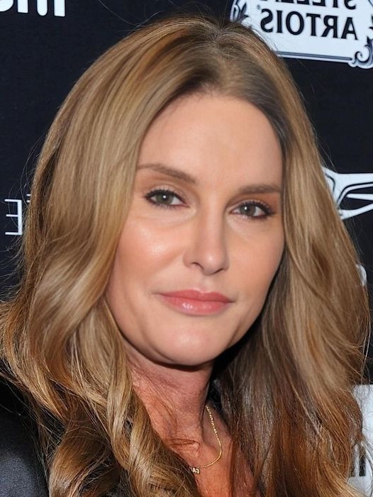 Caitlyn Jenner Reveals Insights About The Kardashian-Jenner Relationship | DEESVIRAL